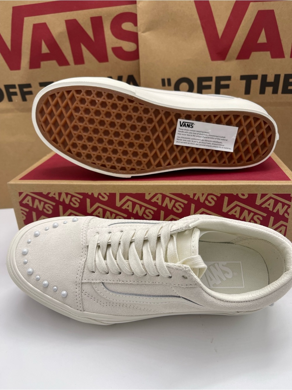 Vans Old Skool Platform
Pearls Marshmallow
VN000E87CCZ Sneakers - Picture 4 of 16